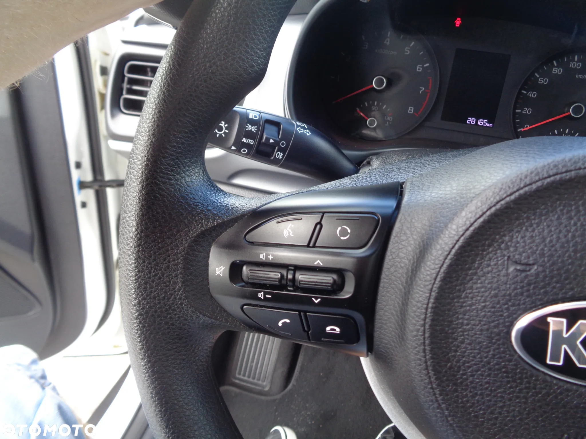 Kia Stonic 1.2 M - 13