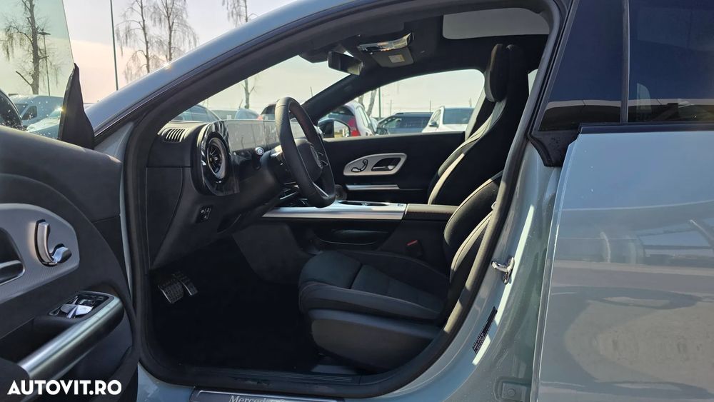 Mercedes-Benz CLA 220 - 11