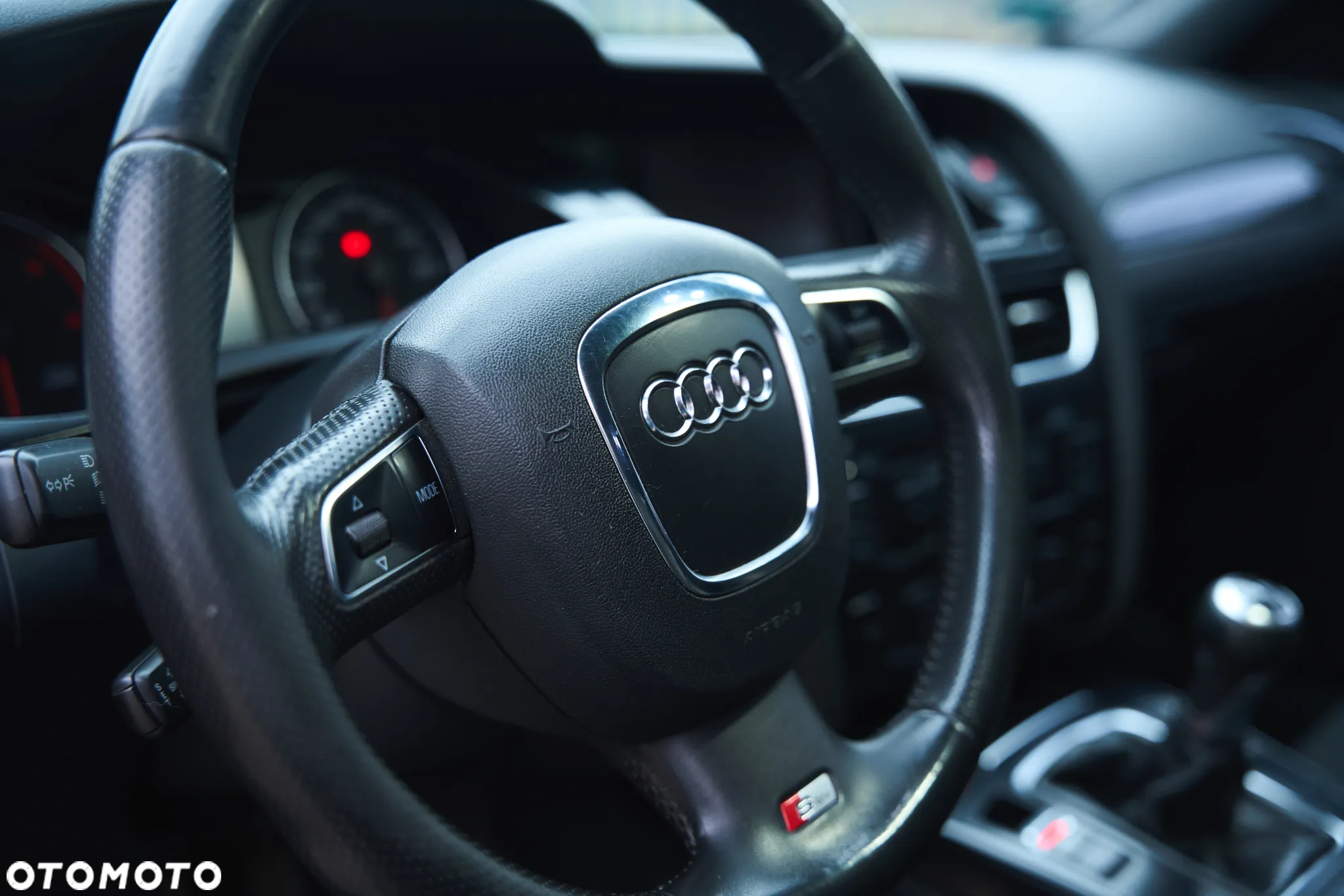 Audi A4 Avant 2.0 TDI DPF S line Sportpaket - 16