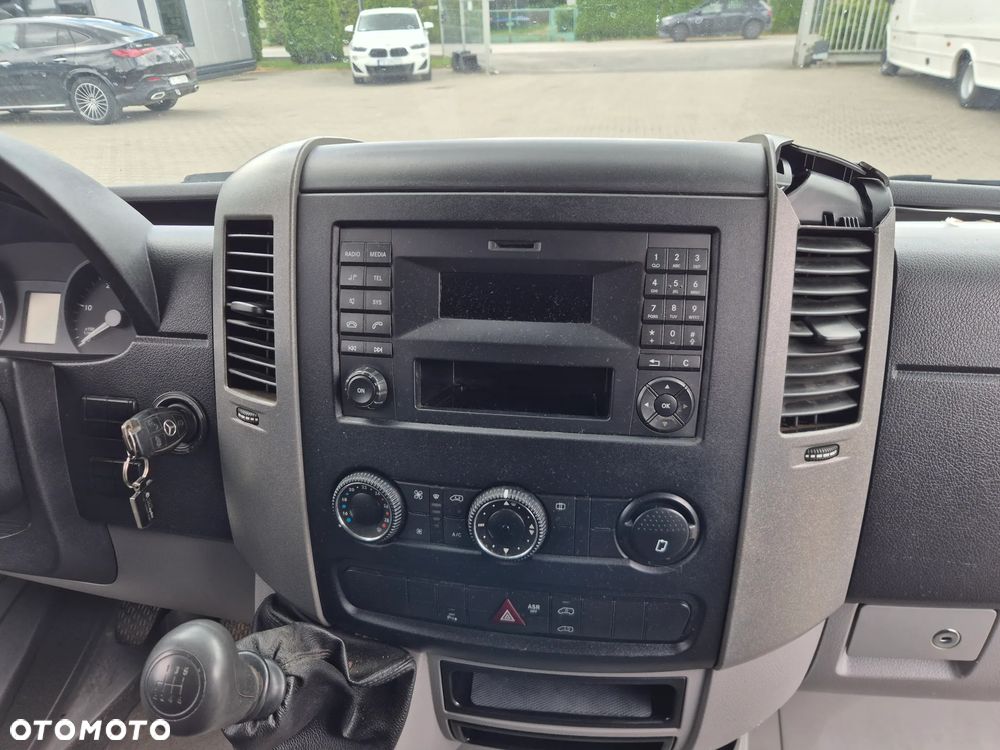 Mercedes-Benz SPRINTER 313 / SPROWADZONY / KLIMATYZACJA / MANUAL - 22