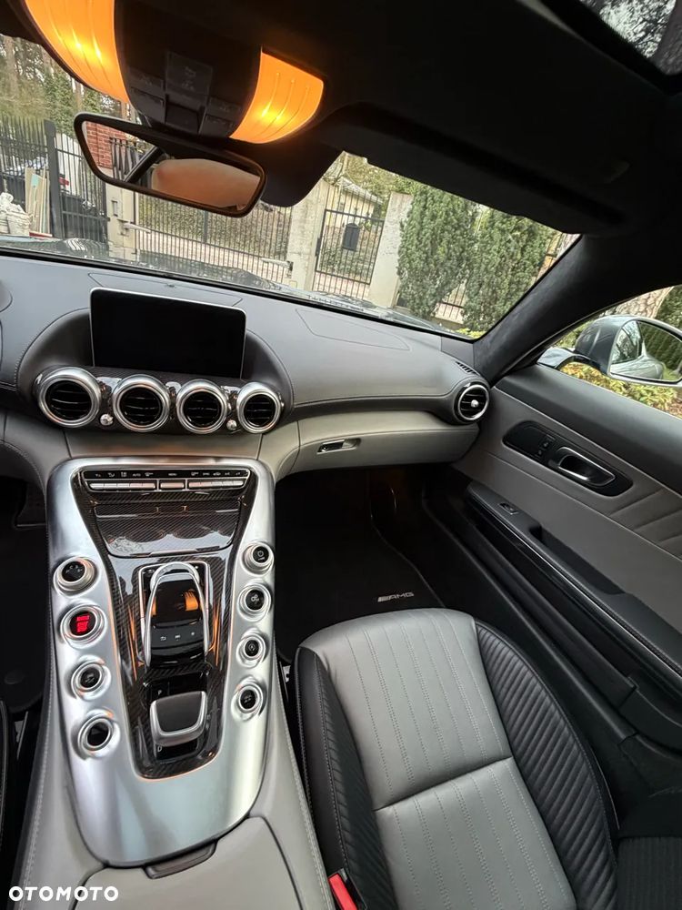 Mercedes-Benz AMG GT Speedshift 7G-DCT - 12