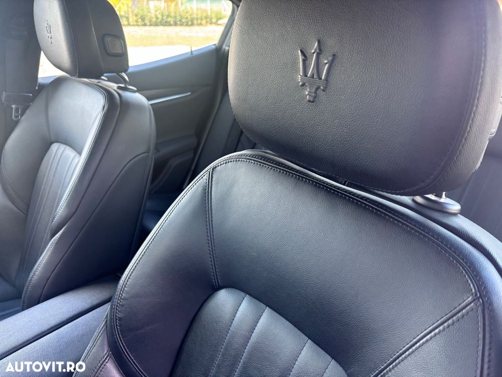 Maserati Ghibli Diesel GranSport - 14