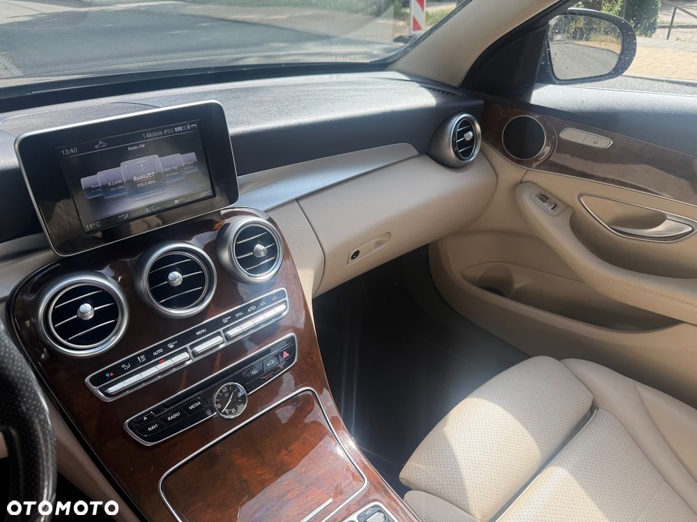 Mercedes-Benz Klasa C 200 4-Matic 9G-TRONIC - 10