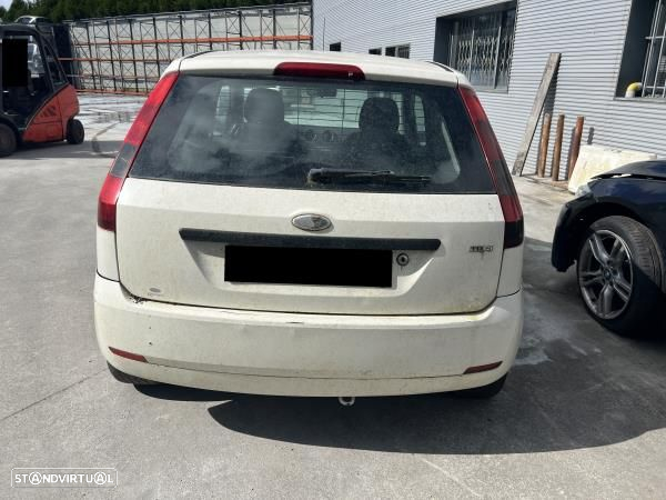 Para Peças Ford Fiesta V Van - 3