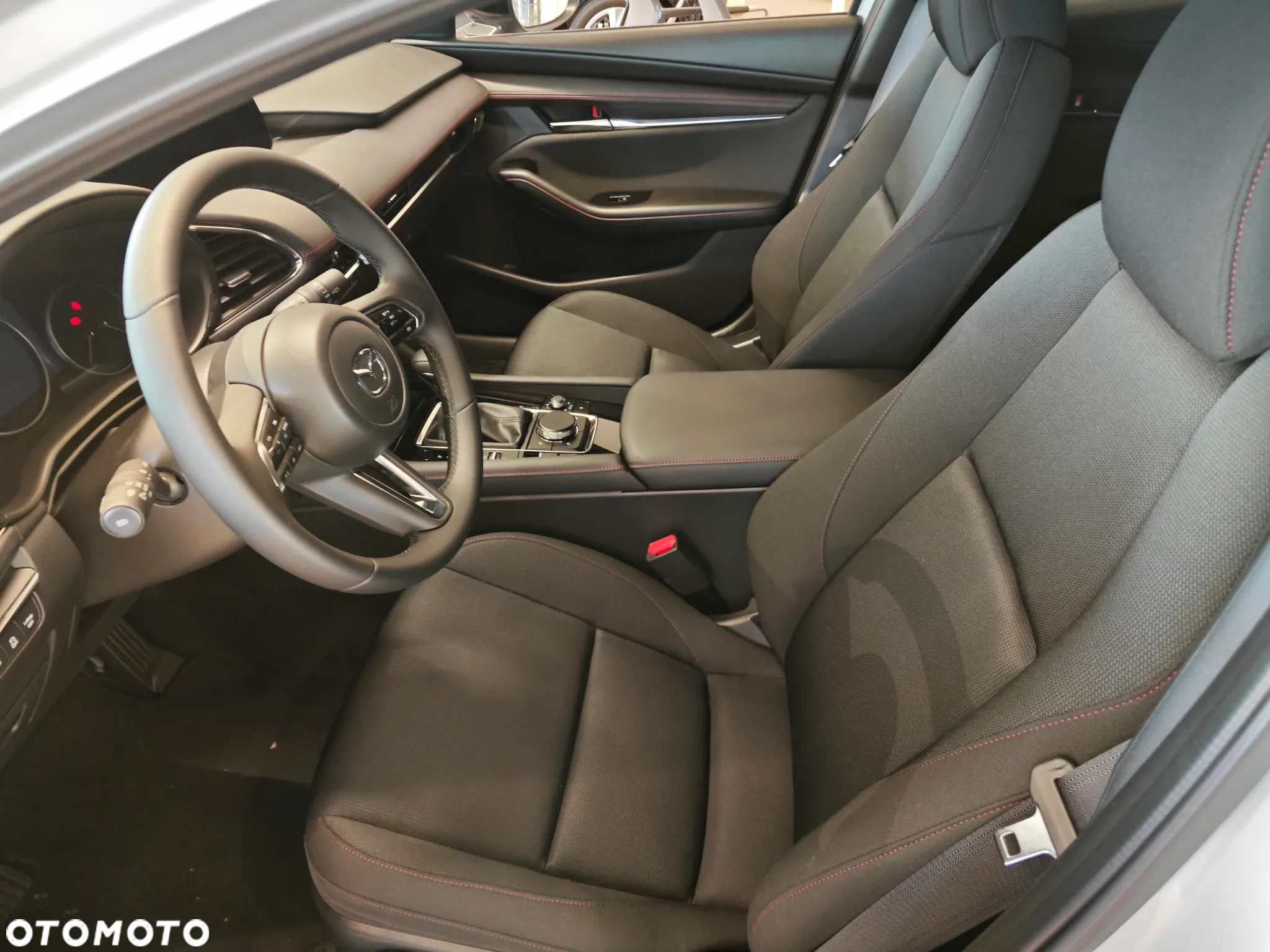 Mazda 3 - 5