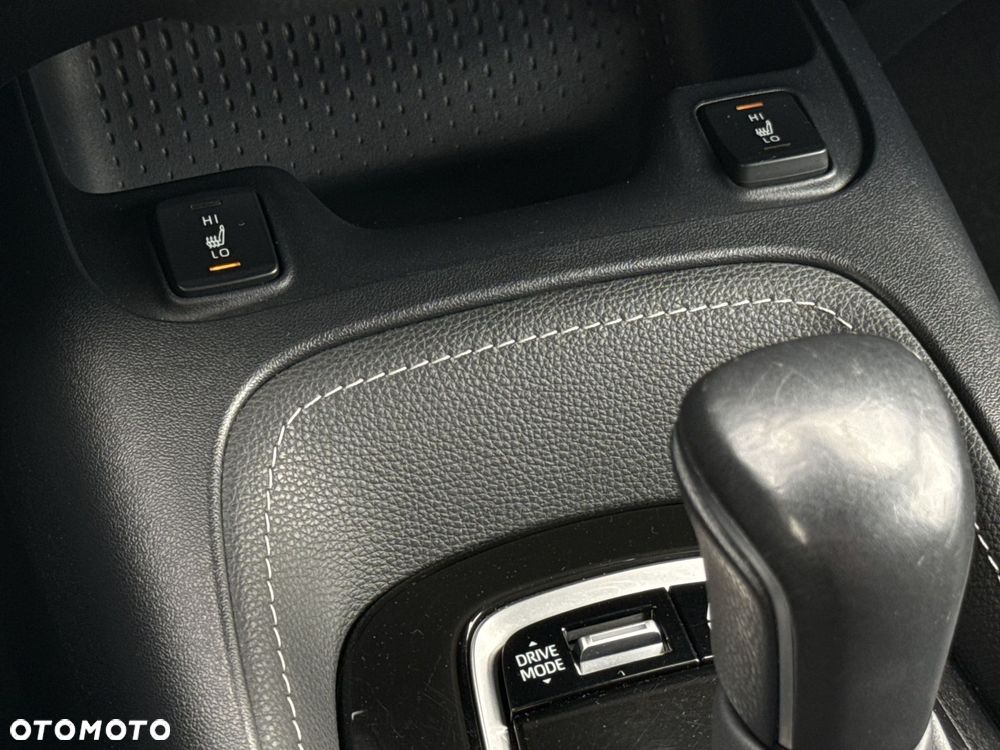 Toyota Corolla 2.0 Hybrid Comfort - 17