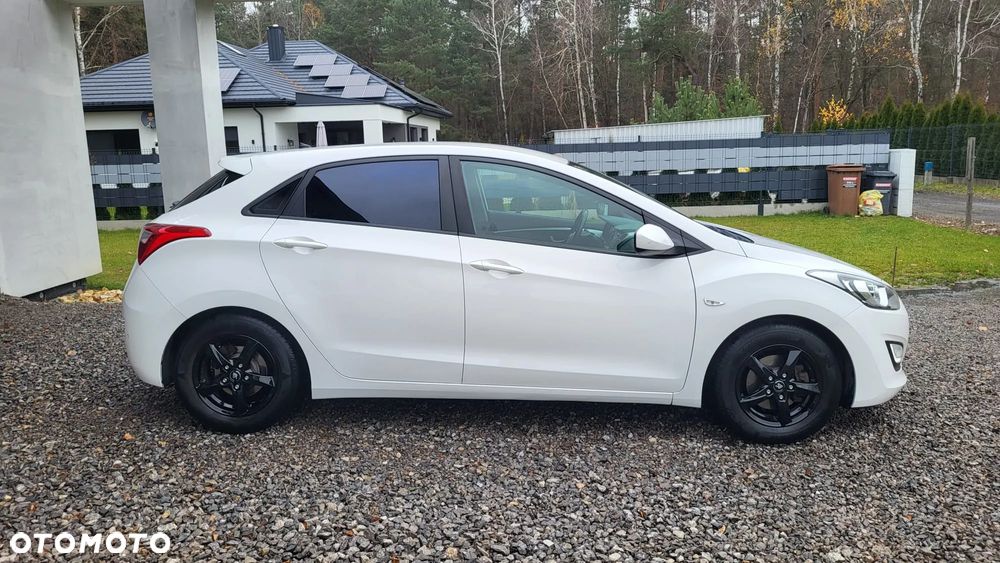 Hyundai i30 1.4 Fifa World Cup Edition - 9