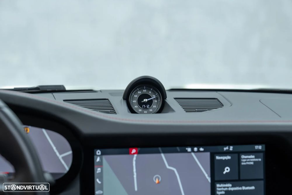 Porsche 911 (992) Turbo S - 23