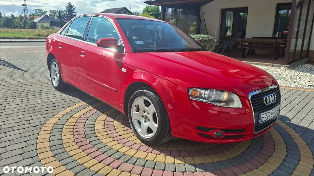 Audi A4 Limousine - 2