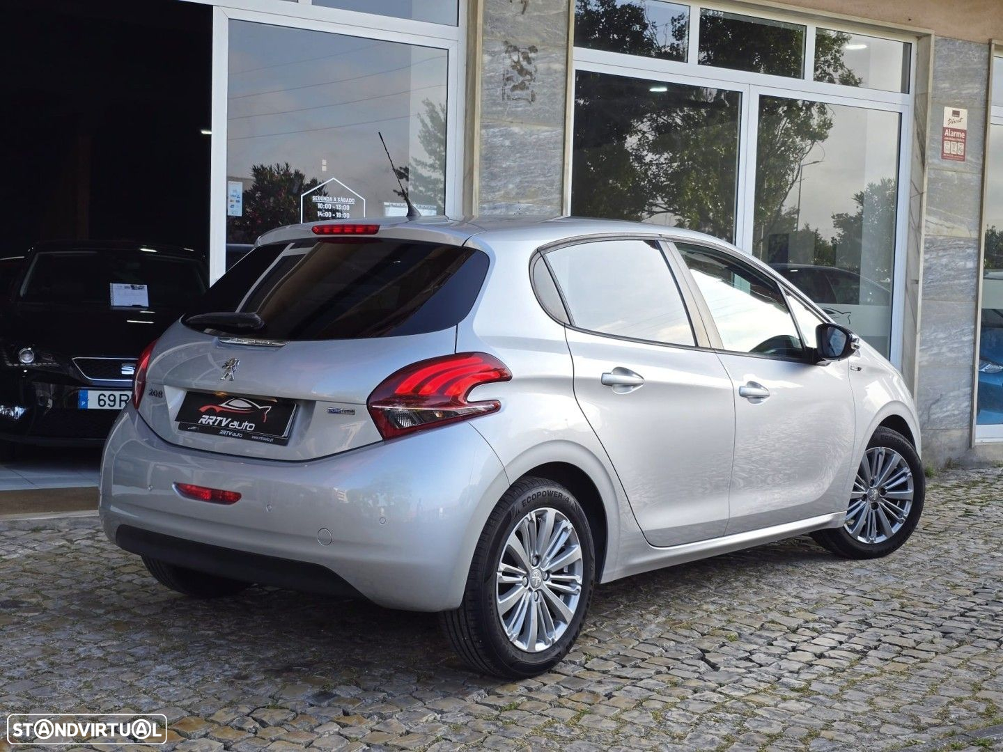 Peugeot 208 1.2 PureTech Style - 10