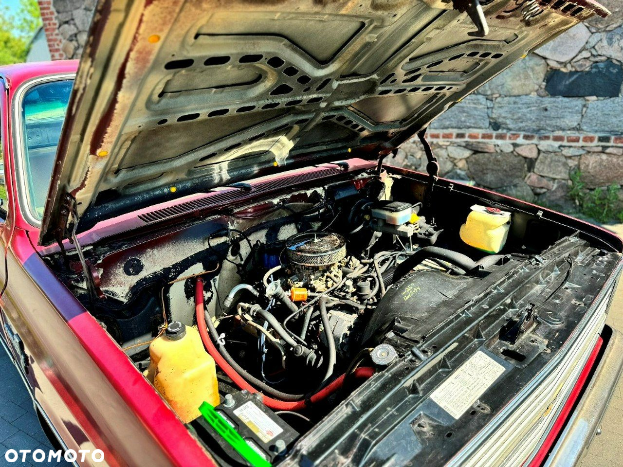 Chevrolet C-20 - 14