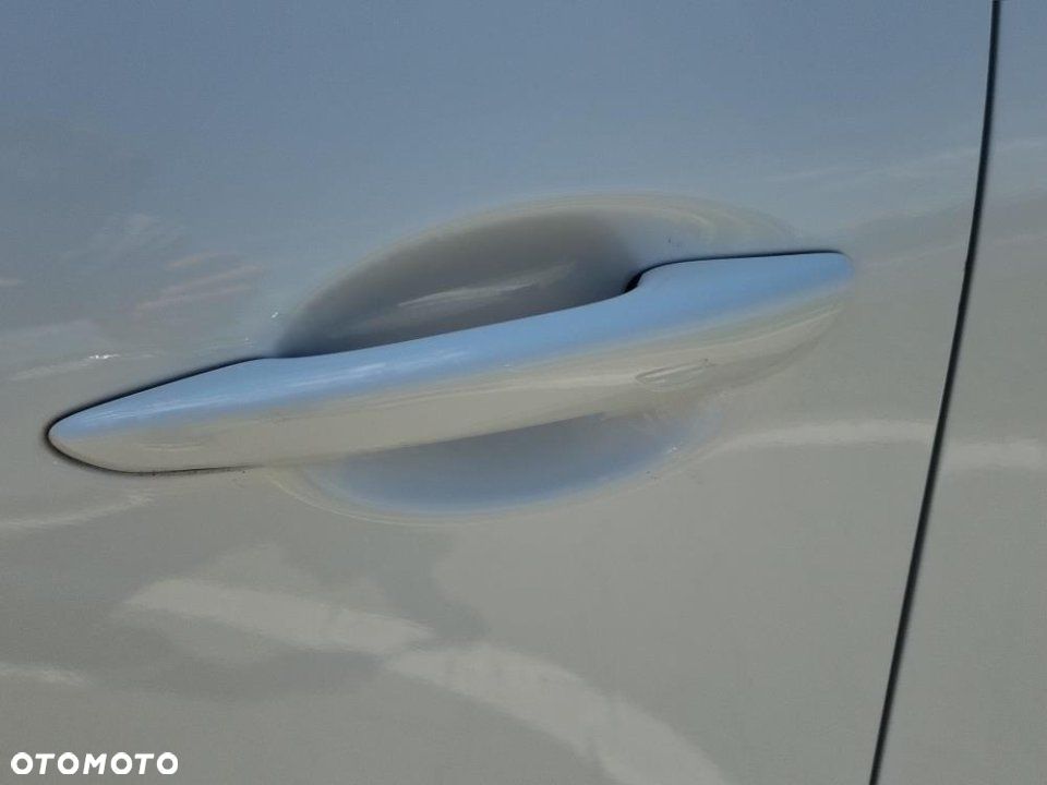 Mazda 3 e-SKYACTIV-X 186 M HYBRID CENTRE-LINE - 2
