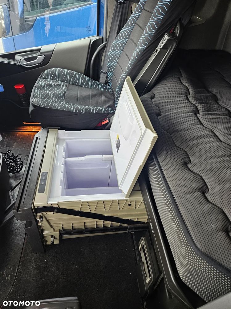 Volvo FH4 460  *mega* - 14