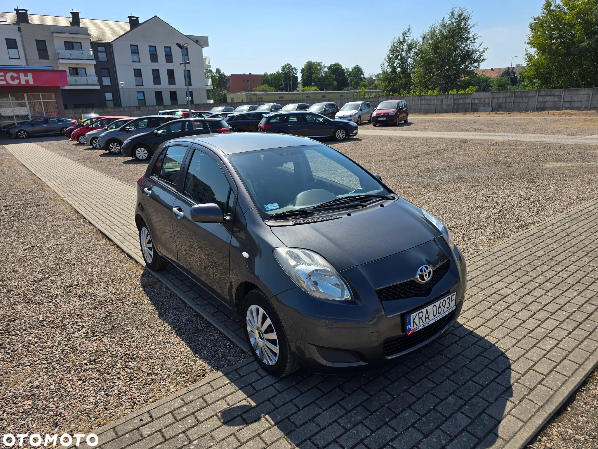 Toyota Yaris 1.33 Premium - 4