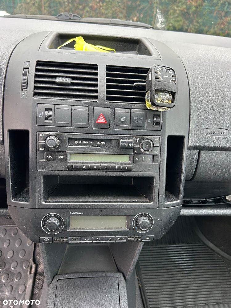 Volkswagen Polo 1.4 Highline - 9