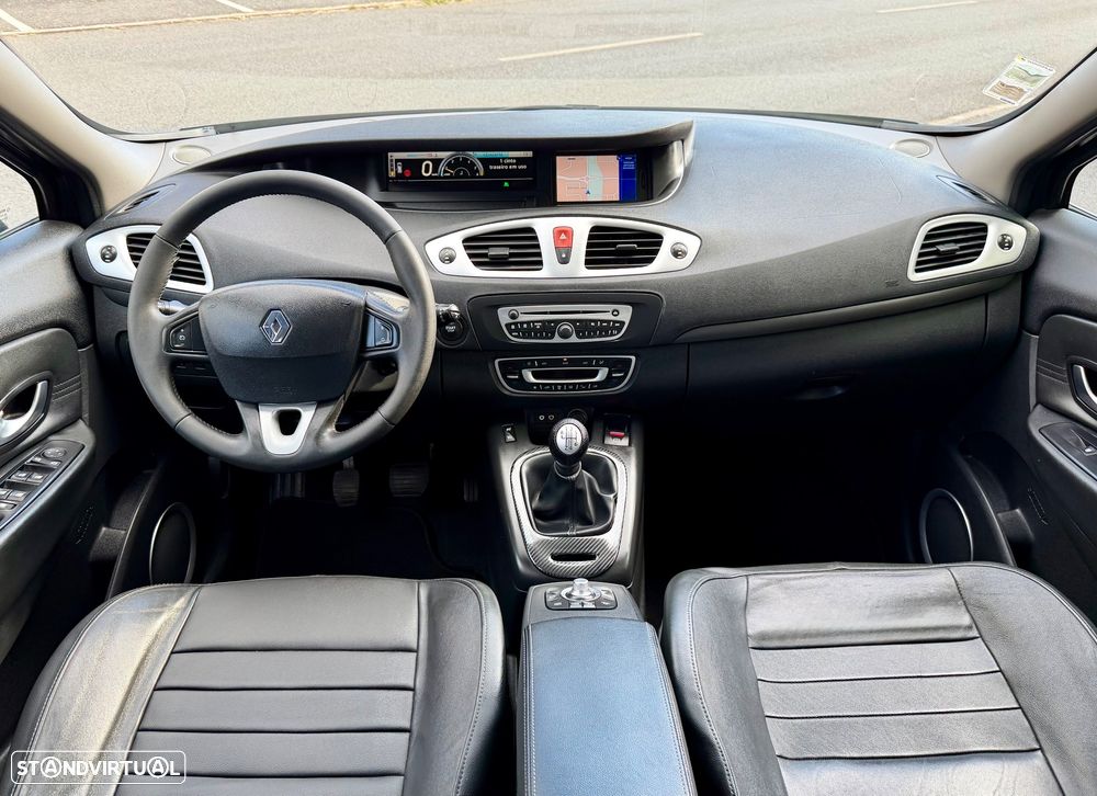 Renault Mégane Scénic - 6