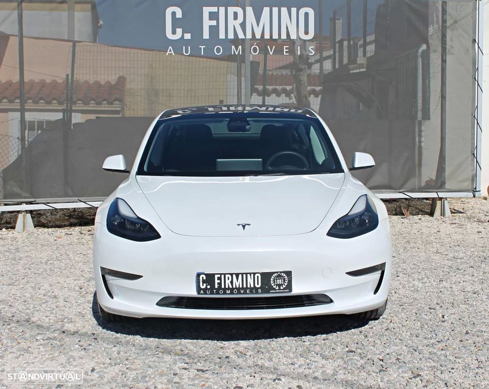 Tesla Model 3 2023 photo 2