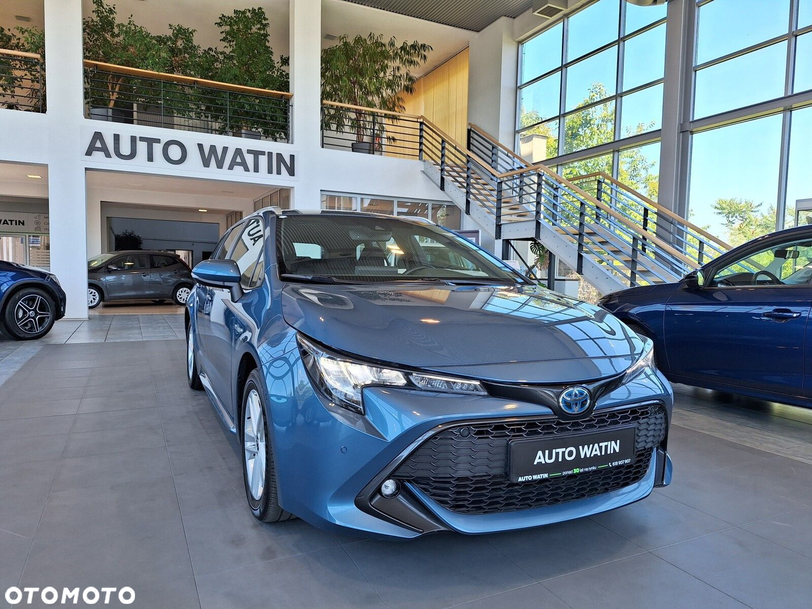 Toyota Corolla 2.0 Hybrid Comfort - 3