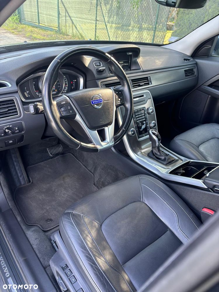 Volvo V70 D4 Geartronic Momentum - 8