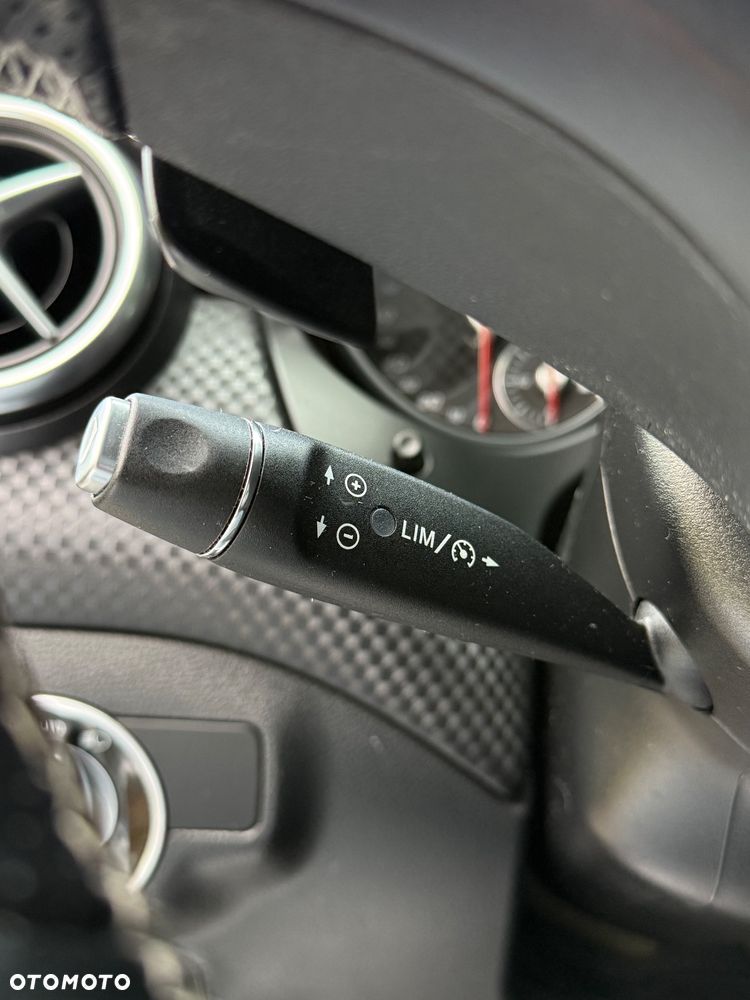 Mercedes-Benz Klasa A 220 d 4Matic 7G-DCT - 14