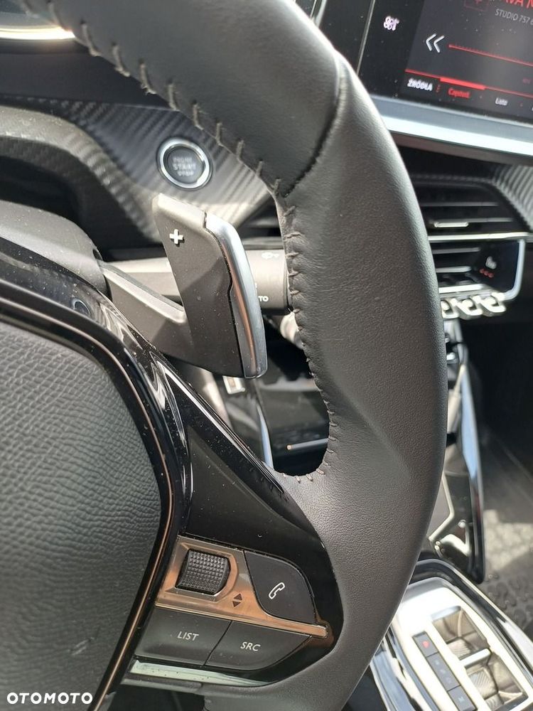 Peugeot 208 - 28