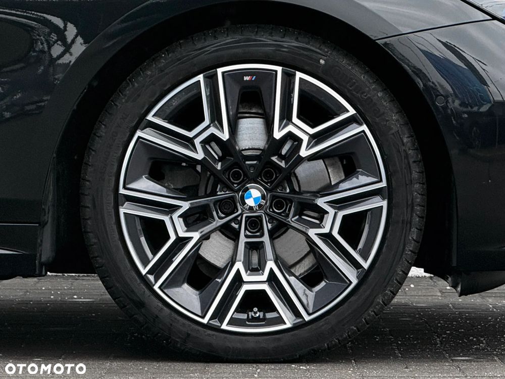BMW Seria 5 - 12