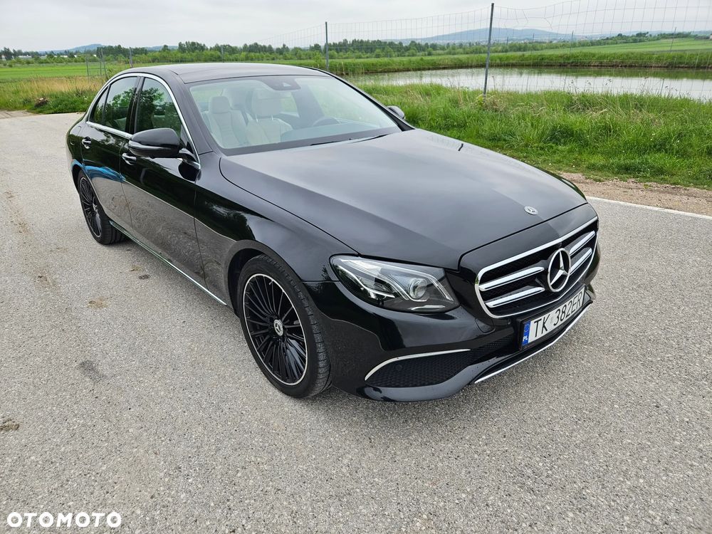 Mercedes-Benz Klasa E 220 d 4-Matic 9G-TRONIC