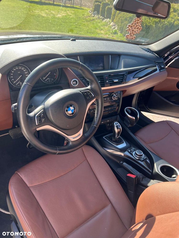 BMW X1 sDrive18d - 13