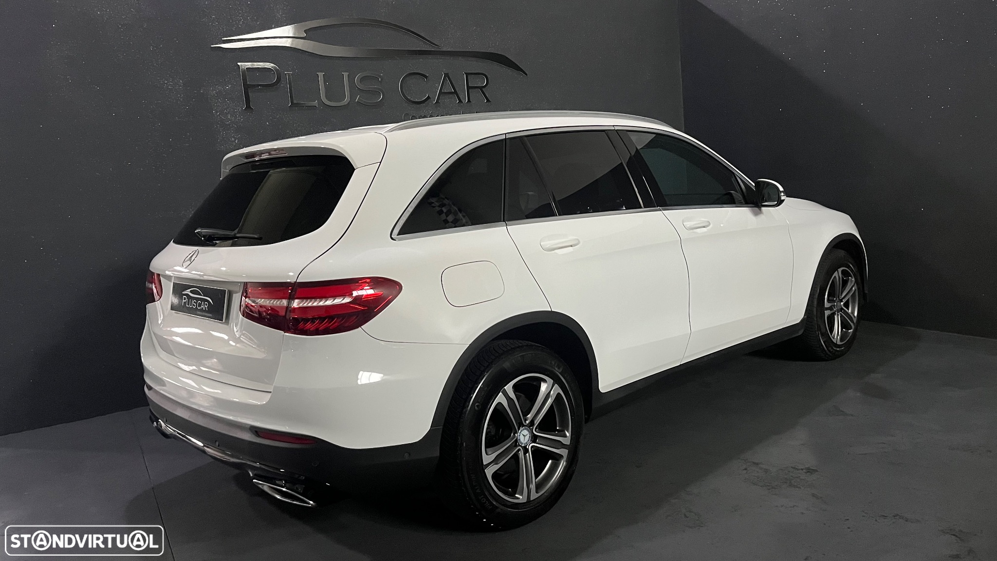 Mercedes-Benz GLC 220 d 4Matic 9G-TRONIC Exclusive - 4
