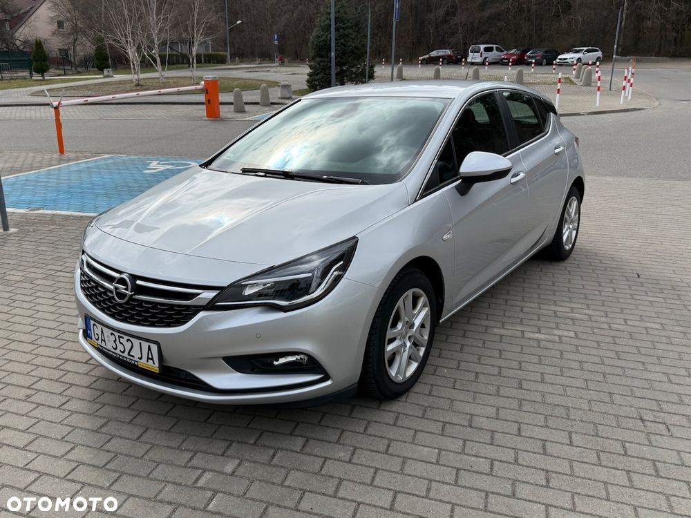 Opel Astra 1.4 T Enjoy S&S - 3