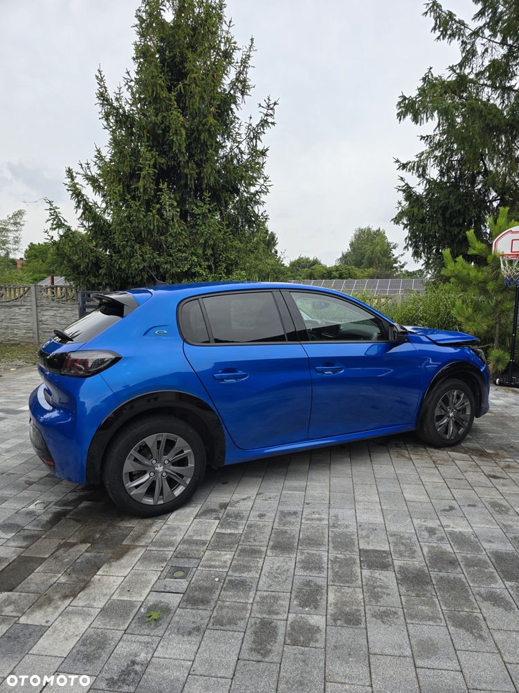 Peugeot 208 Allure - 2