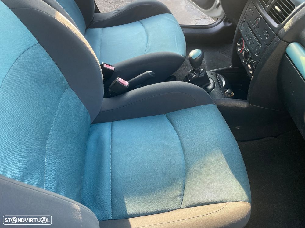 Renault Clio 1.2 16V Extreme - 9