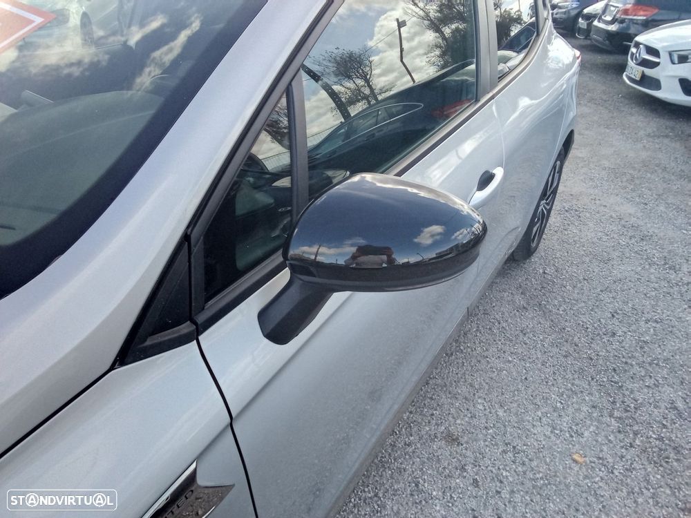 Renault Clio 1.0 TCe Limited Bi-Fuel - 11