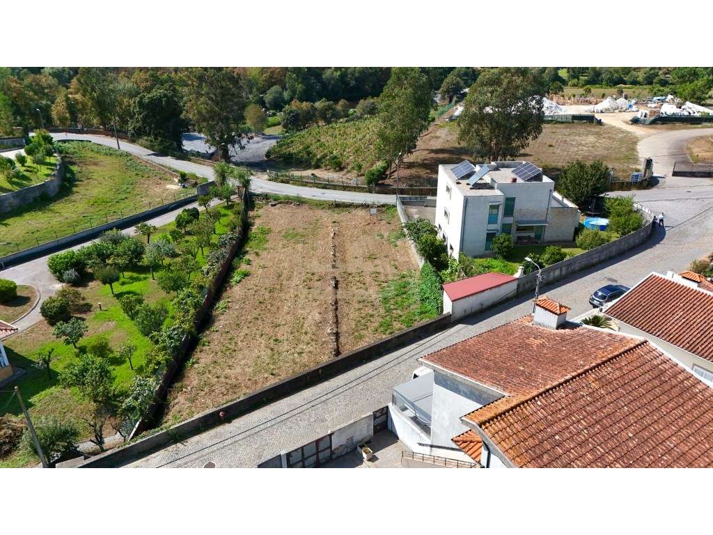 Lote de terreno para construção para venda em Santo Tirso - Grande imagem: 2/10