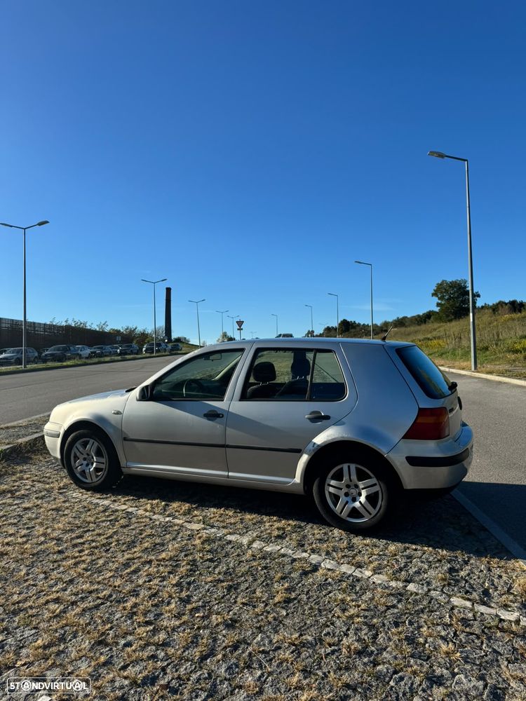VW Golf - 2