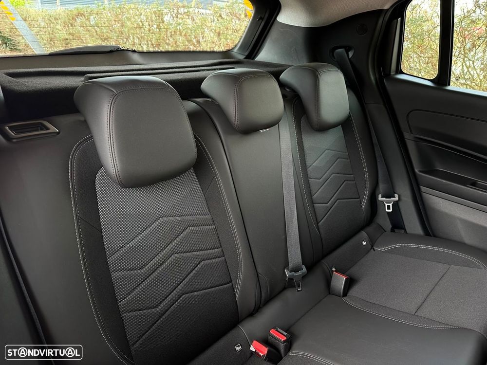 Jeep Avenger 1.2 TG Summit - 10