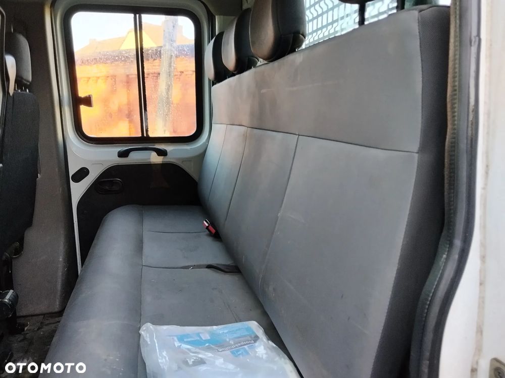 Nissan NV400 - 16