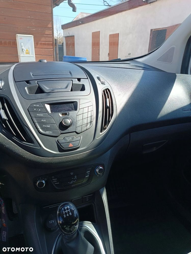 Ford Tourneo Courier 1.5 TDCi Trend - 9