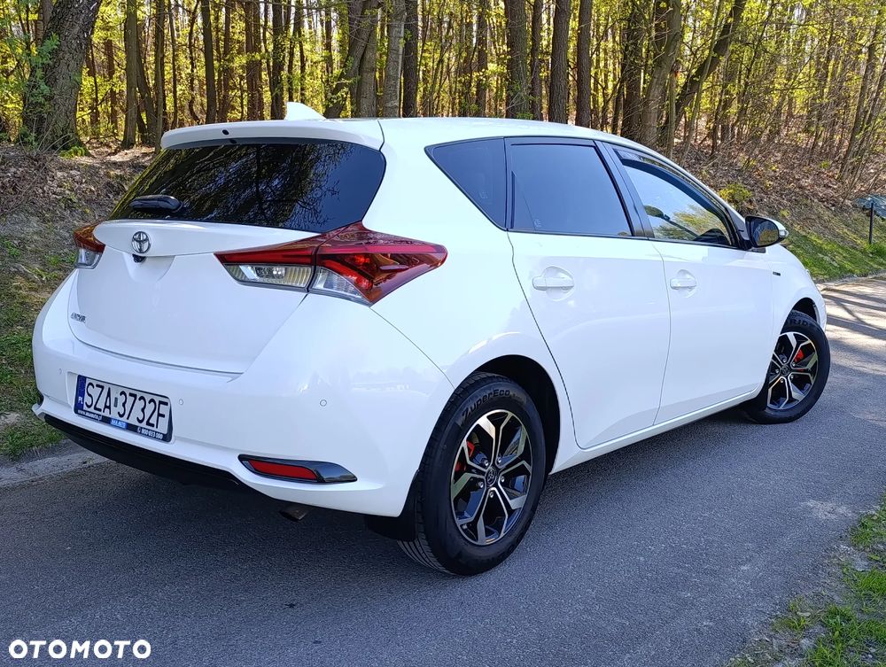 Toyota Auris 1.33 VVT-i Comfort - 2