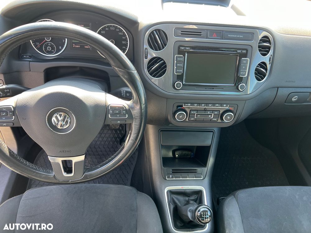 Volkswagen Tiguan - 10
