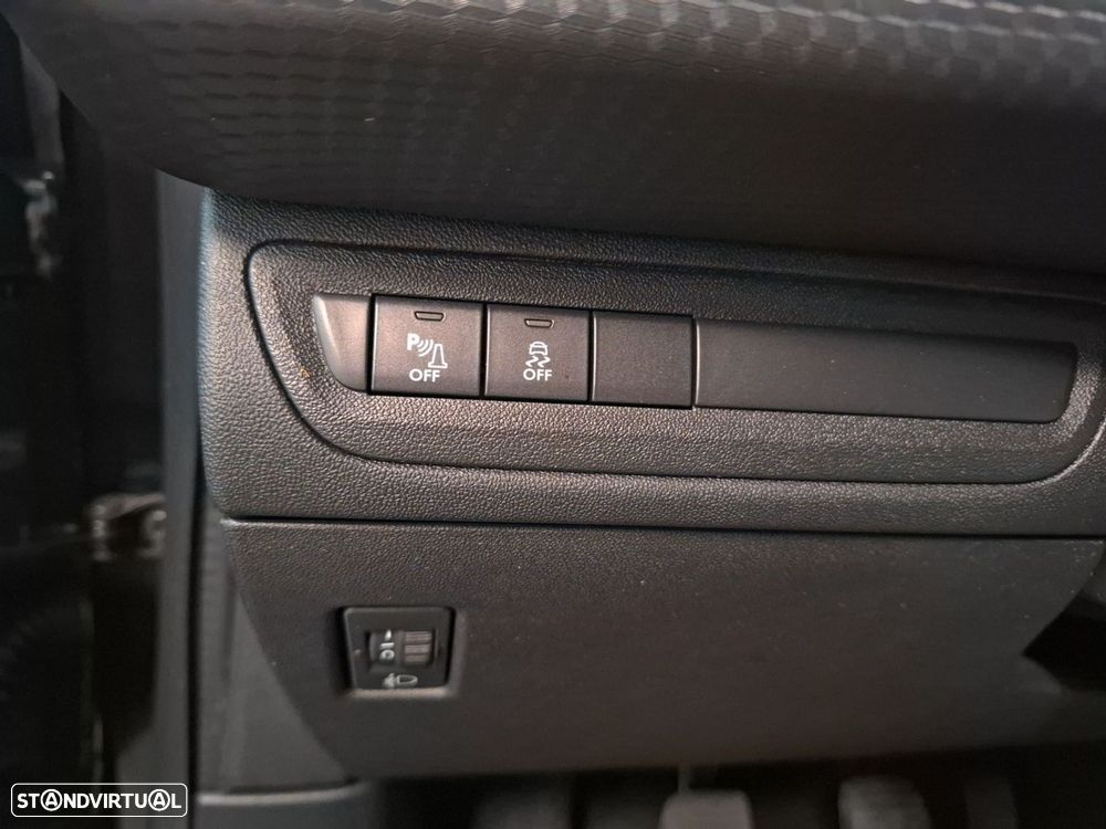Peugeot 2008 1.2 PureTech Allure - 26