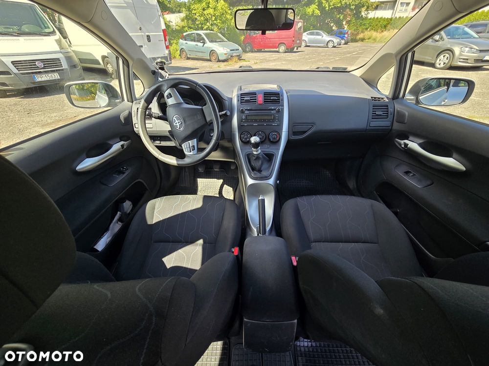 Toyota Auris 1.33 VVT-i Active - 8