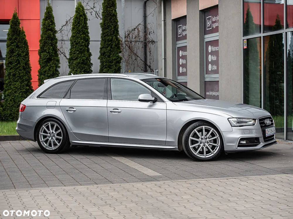 Audi A4 Avant 2.0 TDI DPF clean diesel quattro S tronic S line Sportpaket - 3