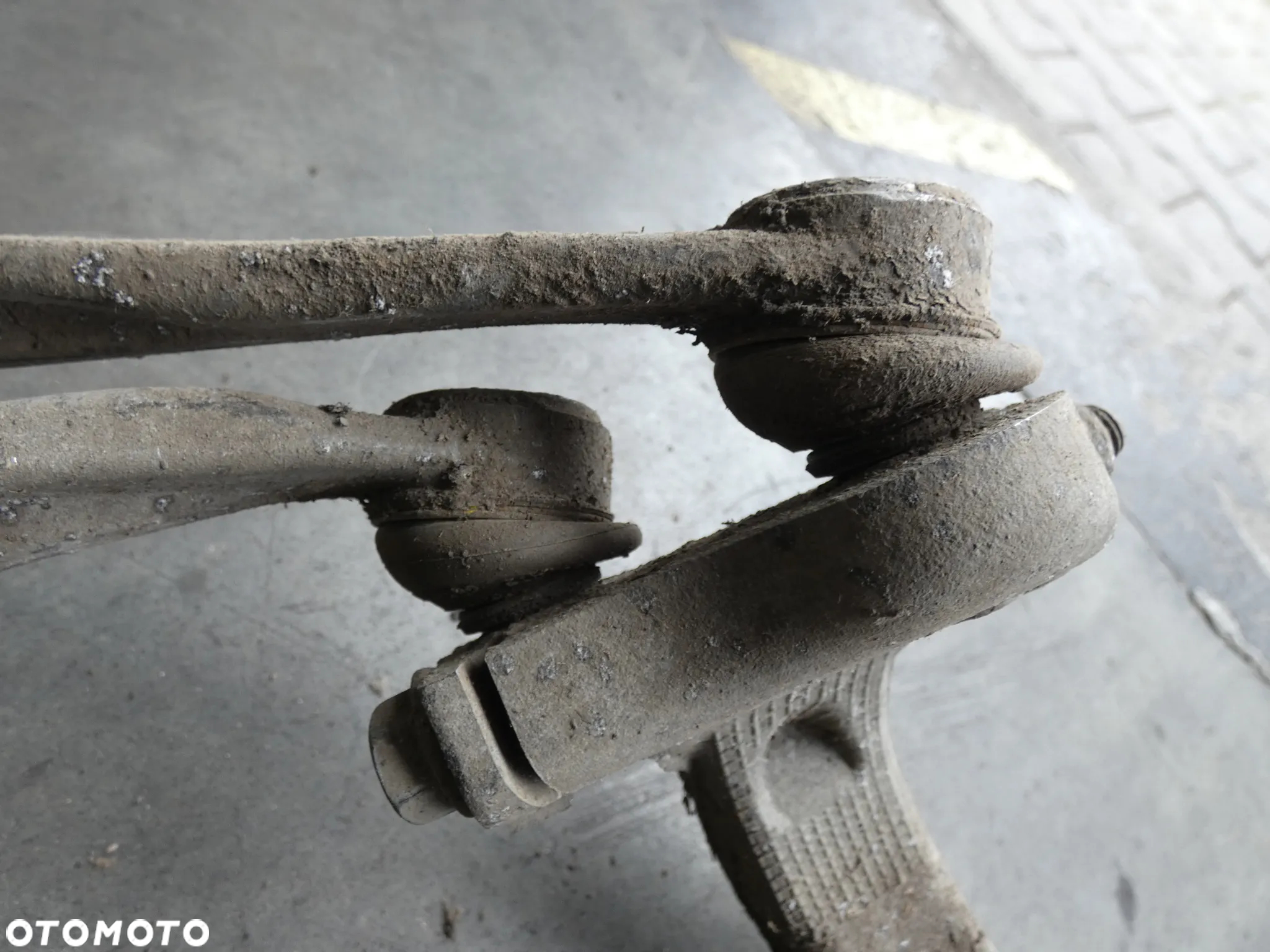 AUDI A6 C7 2.0 TDI ZWROTNICA PRAWA WAHACZE 4G0407242D H228 - 5