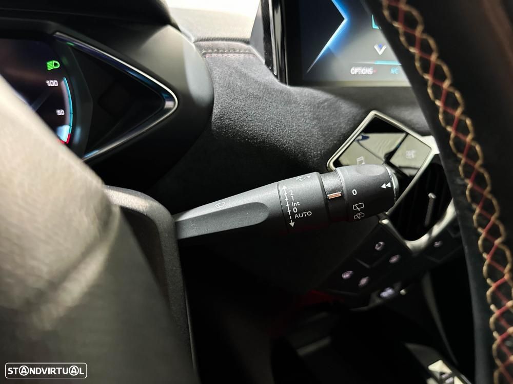 DS DS3 Crossback E-TENSE PERFORMANCE LINE - 47