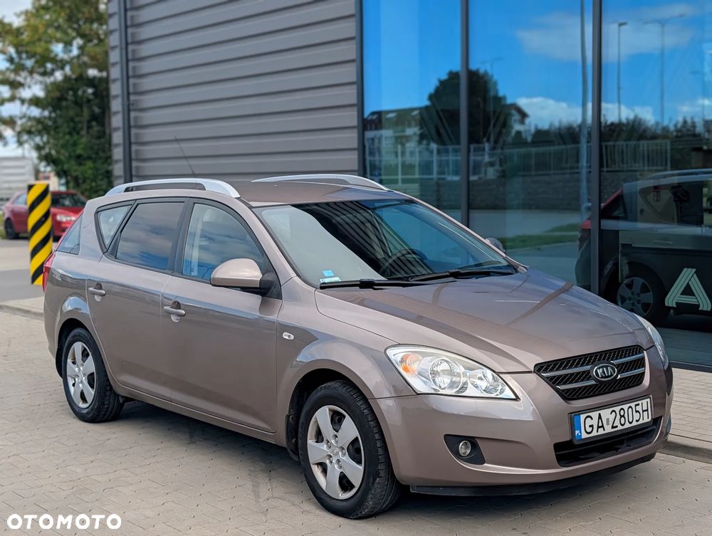 Kia Ceed 1.6 Crdi Optimum - 1