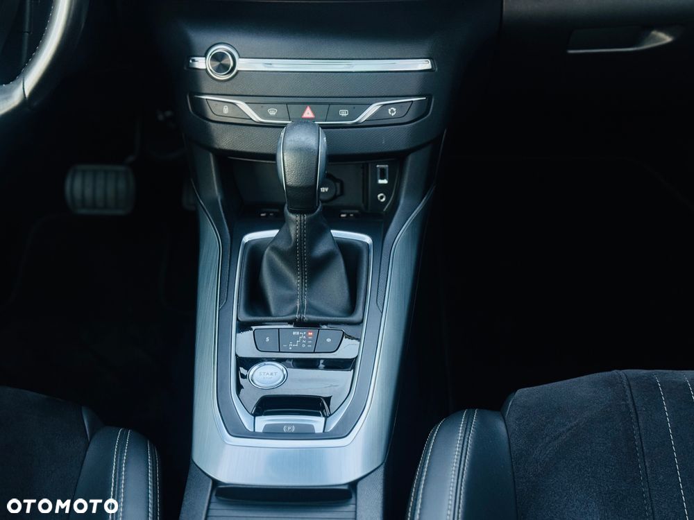 Peugeot 308 BlueHDi 150 Automatik Stop & Start Allure - 18