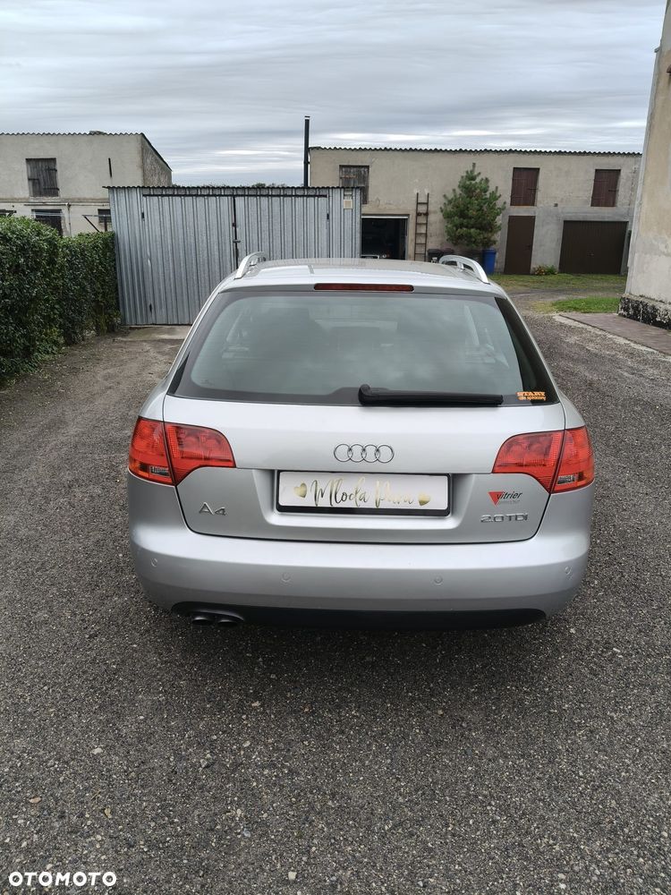 Audi A4 Avant - 8