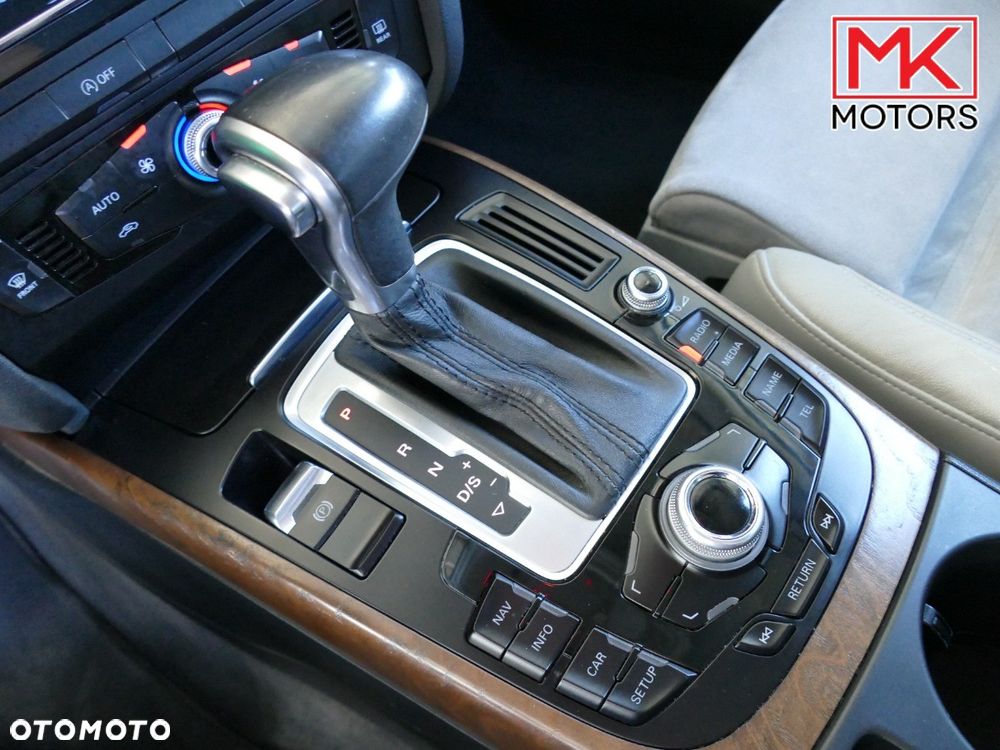Audi A4 Avant 2.0 TDI DPF quattro S tronic Attraction - 9
