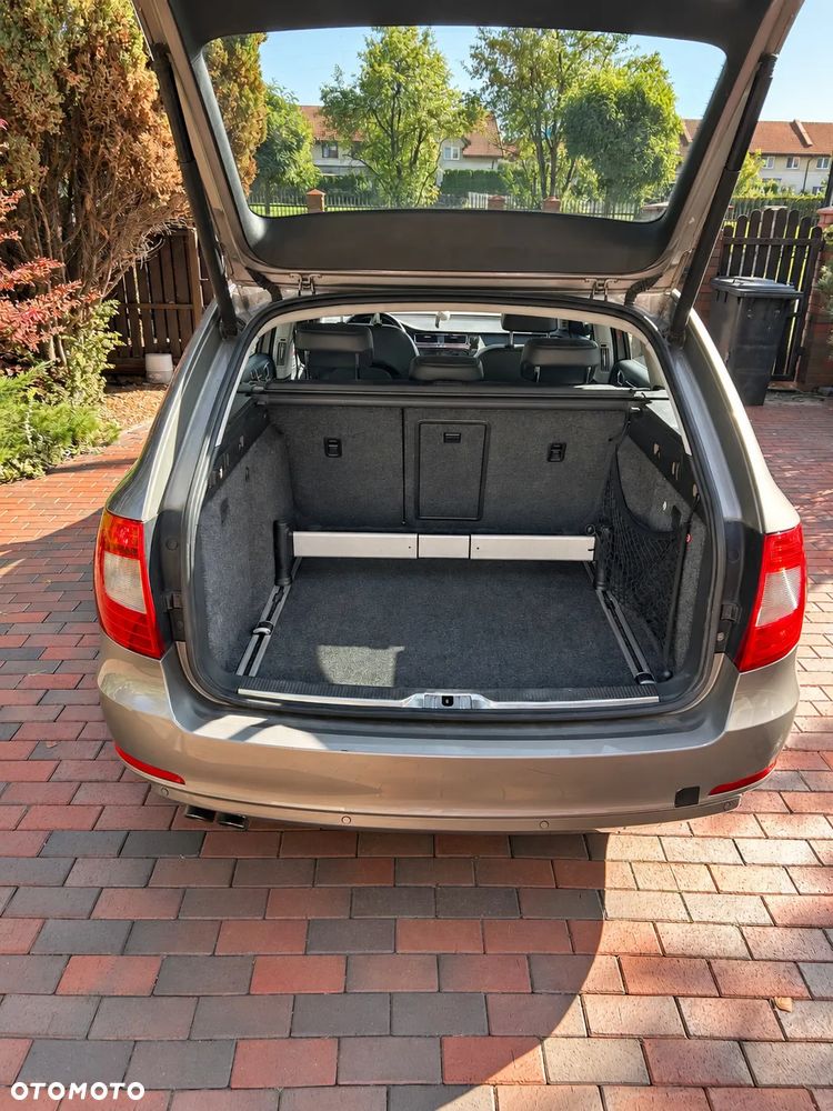 Skoda Superb 2.0 TDI Platinum - 10